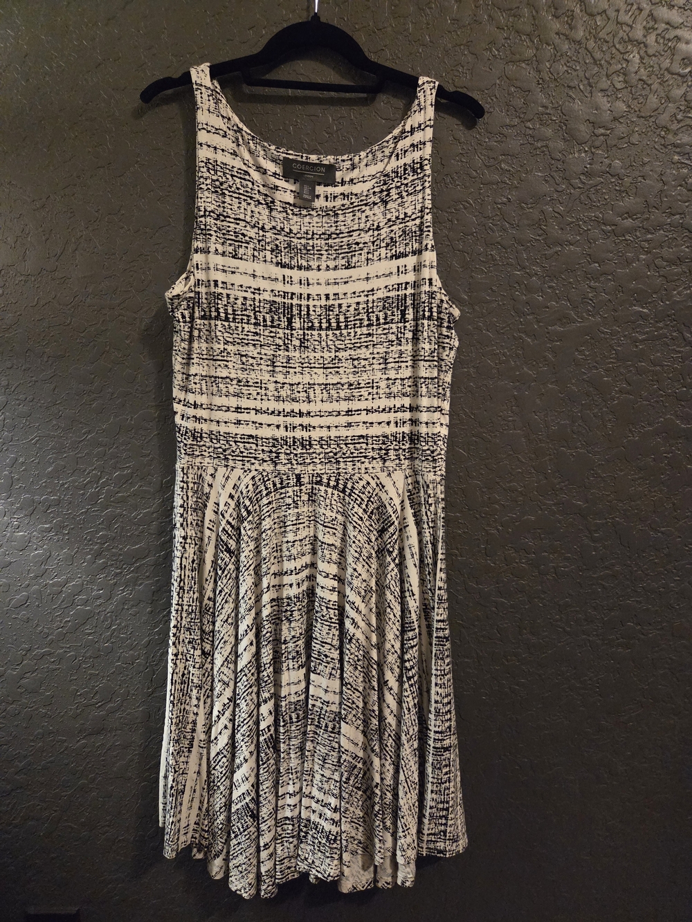 Black and White Textured-Stripe Sleeveless Fit & Flare Dress